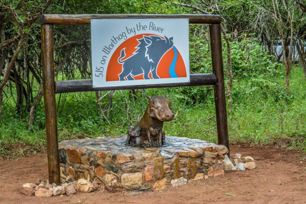 515 On Warthog By The River Marloth Park Buitenkant foto