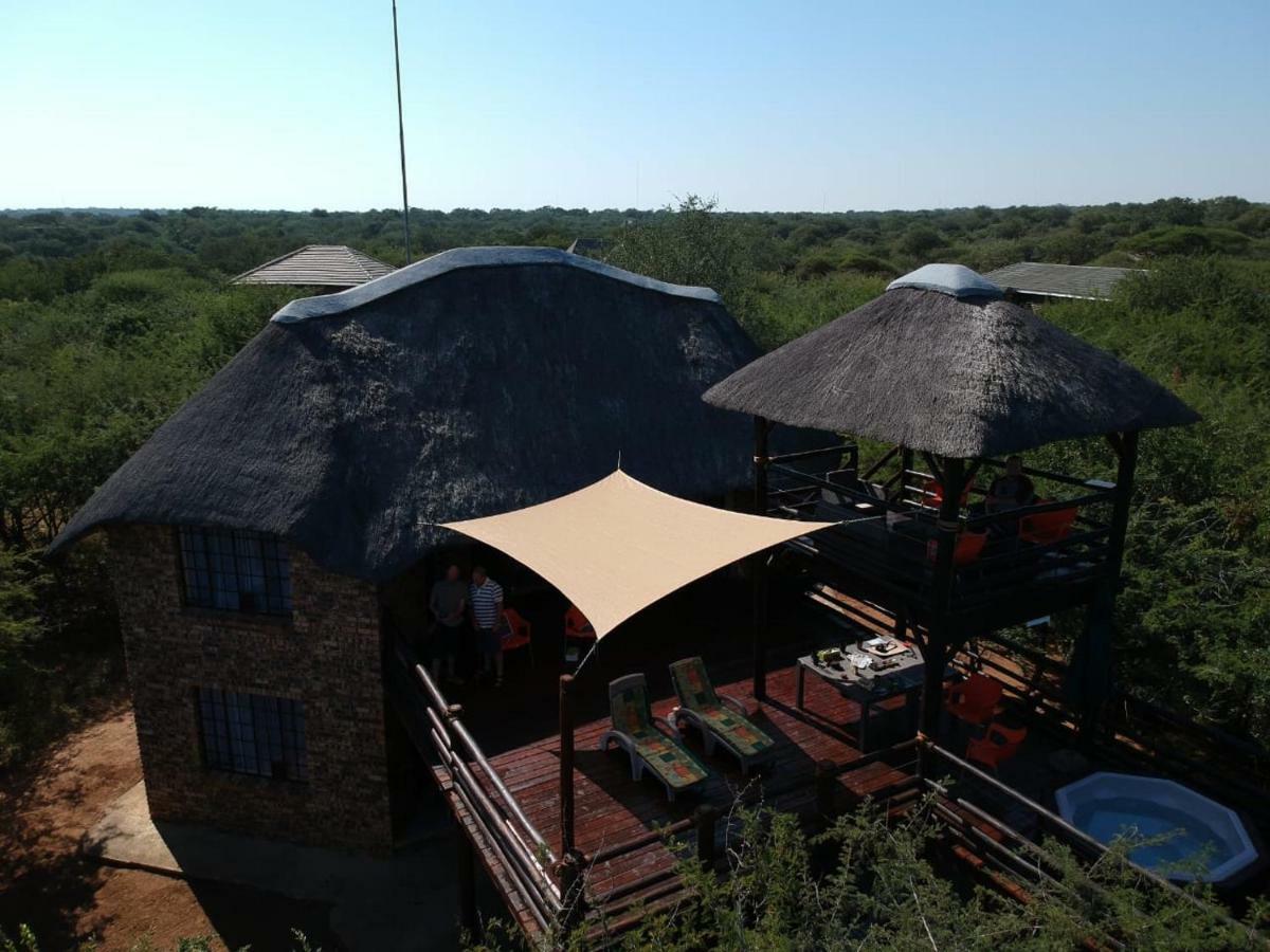 515 On Warthog By The River Marloth Park Buitenkant foto
